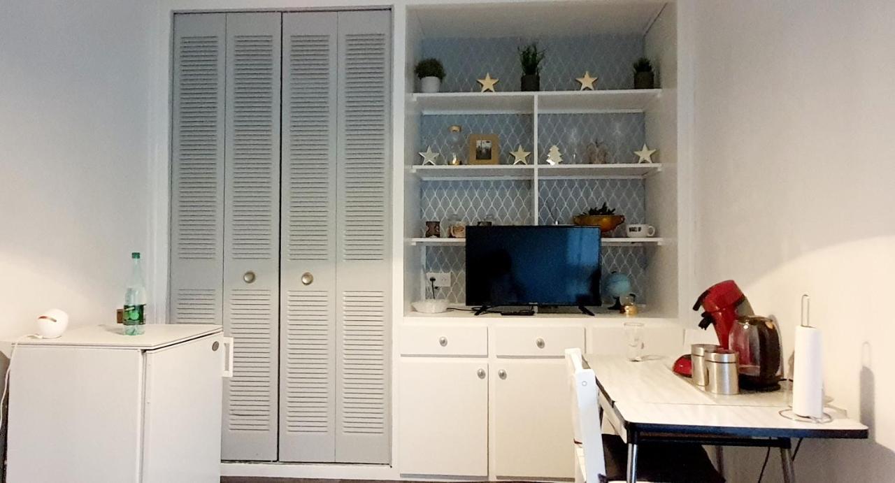 Studio En Face De La Foret De Fontainebleau Avon Εξωτερικό φωτογραφία